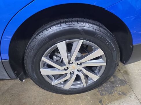 Used 2024 Chevrolet Equinox LT AWD/4WD image 34