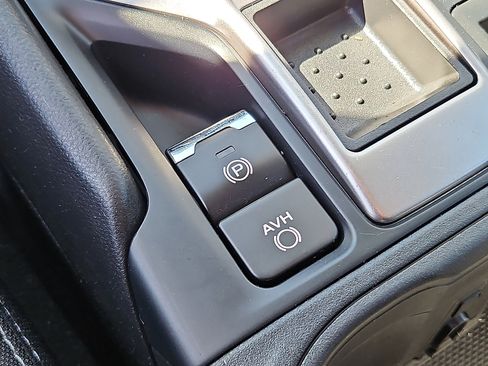 Used 2020 Subaru Forester w/ Popular Package #1 image 23