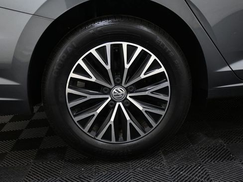 Used 2019 Volkswagen Jetta R-Line image 36
