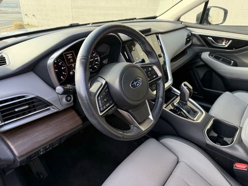 Used 2023 Subaru Outback Limited image 21