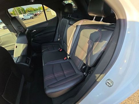 Used 2023 Chevrolet Equinox RS AWD/4WD image 26