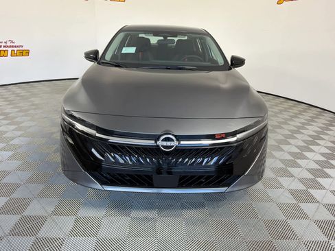 New 2026 Nissan Sentra SR w/ Floor Mat Package image 9