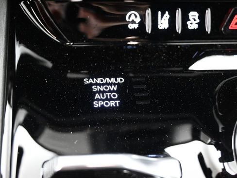 New 2026 Jeep Grand Wagoneer 4WD image 11