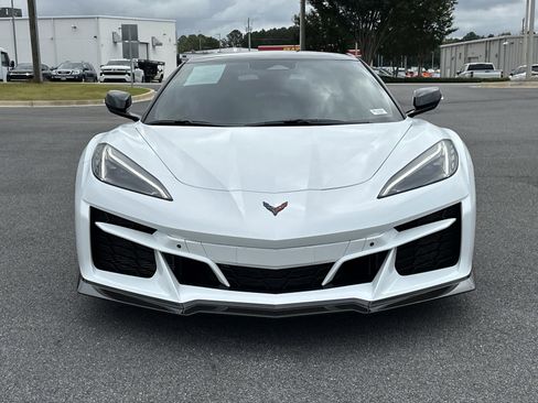 Used 2025 Chevrolet Corvette E-Ray image 3
