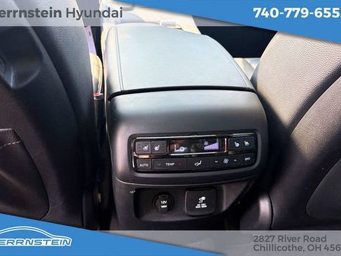 Used 2024 Hyundai Palisade Limited AWD/4WD image 26