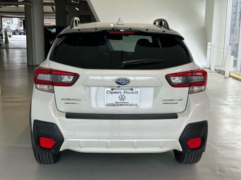 Used 2023 Subaru Crosstrek 2.0i Premium image 5