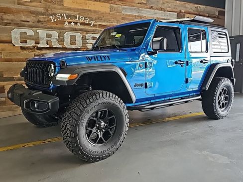 Used 2024 Jeep Wrangler Willys image 3