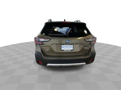 Used 2024 Subaru Outback Touring image 7