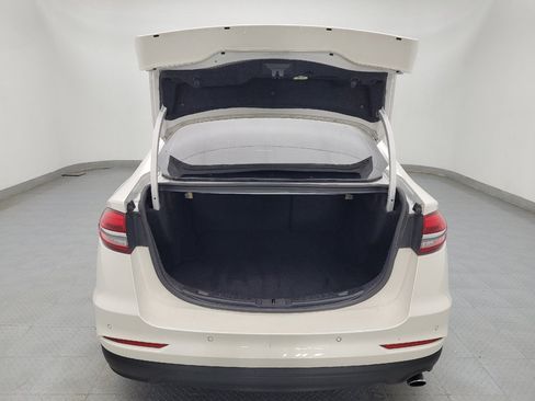 Used 2019 Ford Fusion SE image 29