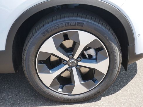 New 2026 Volvo XC40 B5 Plus w/ Protection Package Premier image 4