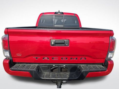 Used 2021 Toyota Tacoma SR image 5
