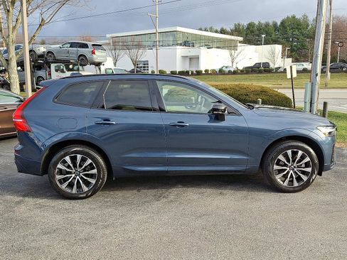 Certified 2024 Volvo XC60 B5 Core w/ Climate Package image 7