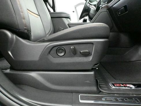 Used 2025 GMC Sierra 1500 AT4 w/ AT4 Premium Package image 57