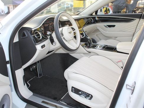 Used 2021 Bentley Flying Spur W12 AWD/4WD image 27