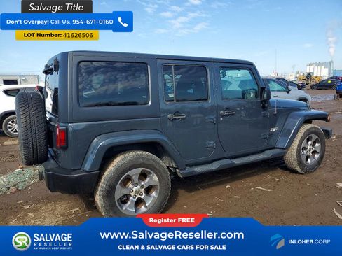 Used 2016 Jeep Wrangler Unlimited Sahara w/ Connectivity Group AWD/4WD image 4