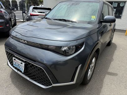 Used 2024 Kia Soul LX w/ Option Group 015