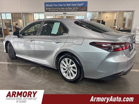 Used 2024 Toyota Camry LE image 6