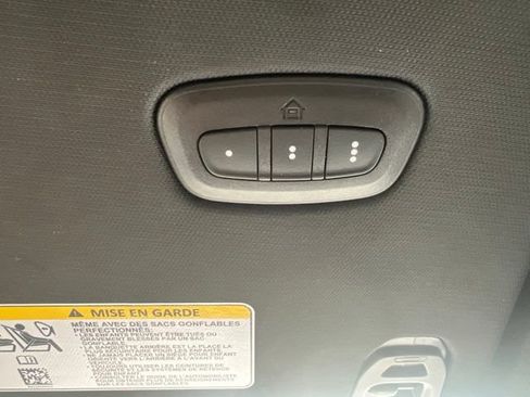Used 2025 RAM 1500 Big Horn AWD/4WD image 17