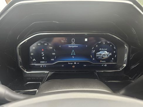 Used 2023 Chevrolet Silverado 1500 RST image 21