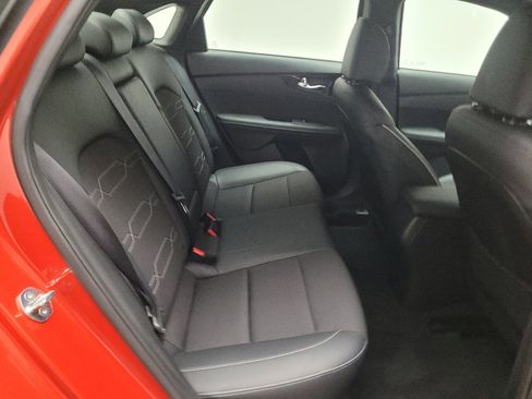 Used 2024 Kia Forte GT-Line image 19