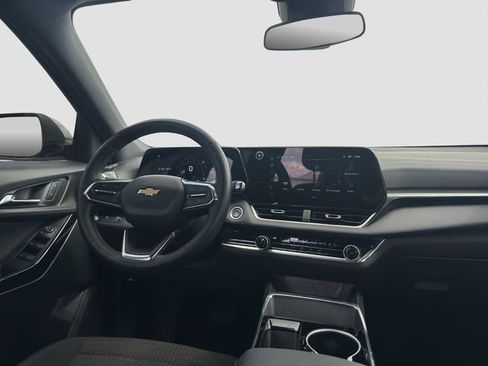 Used 2025 Chevrolet Equinox LT FWD image 27