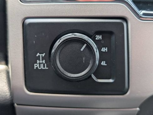 Used 2022 Ford F250 Lariat w/ Lariat Ultimate Package AWD/4WD image 25