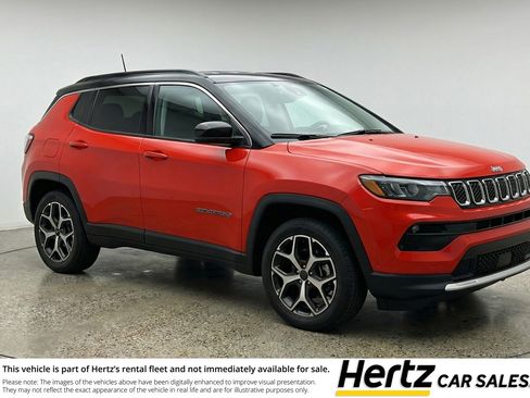 Used 2025 Jeep Compass Limited AWD/4WD image 1