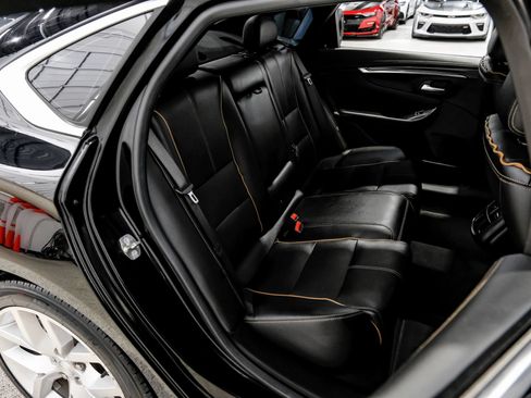 Used 2018 Chevrolet Impala Premier FWD image 43