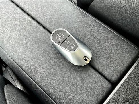 Certified 2025 Mercedes-Benz E 350 4MATIC Sedan image 39