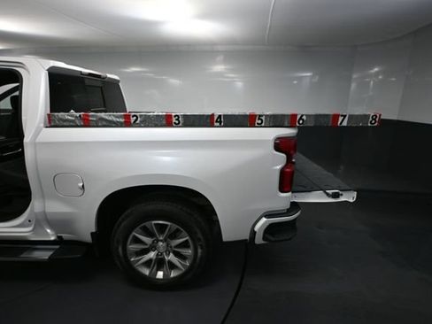 Used 2020 Chevrolet Silverado 1500 High Country AWD/4WD image 40