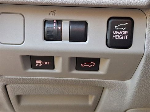 Used 2015 Subaru Forester 2.5i Limited image 24