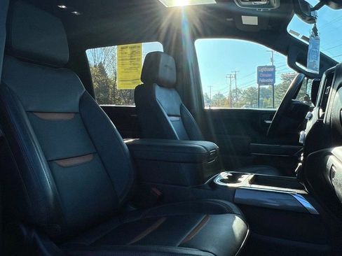 Used 2023 GMC Sierra 2500 AT4 w/ AT4 Premium Plus Package image 14