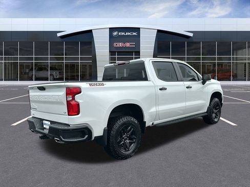 Certified 2022 Chevrolet Silverado 1500 LT Trail Boss image 5