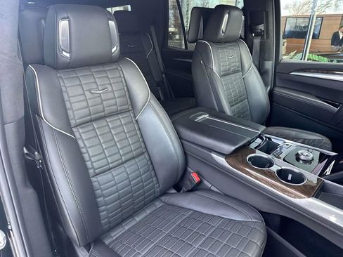 Certified 2025 Cadillac Escalade Sport Platinum w/ LPO, Floor Liner Package image 22
