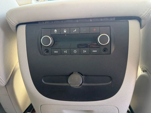 Used 2009 Chevrolet Suburban LT w/ Suspension Package, Off-Road image 20