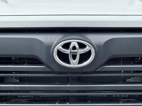 Used 2026 Toyota Tundra SR5 w/ SR5 Convenience Package AWD/4WD image 45