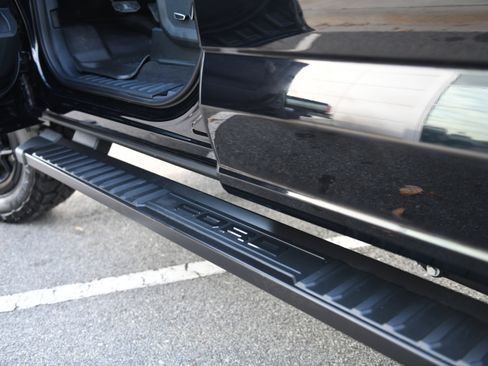 New 2025 Ford F150 Lariat w/ Equipment Group 502A High image 17