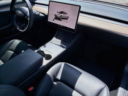Used 2022 Tesla Model 3 Long Range AWD/4WD image 12