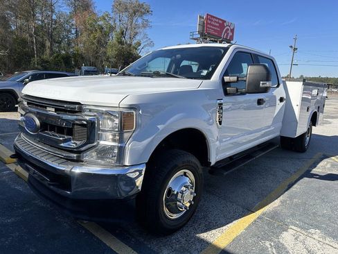 Used 2022 Ford F350 XL w/ Power Equipment Group image 1