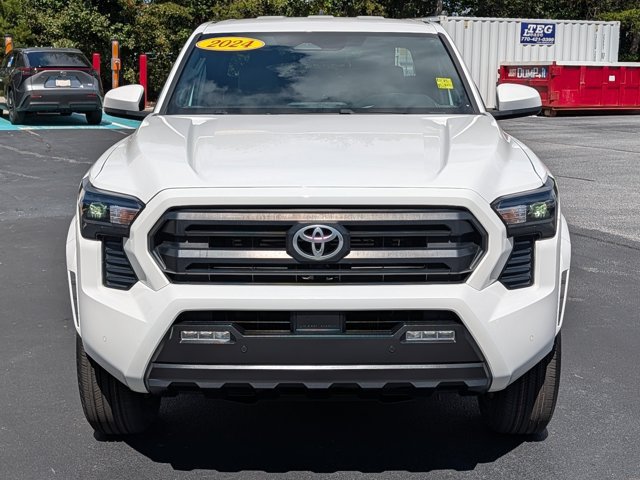 Used 2024 Toyota Tacoma SR5 AWD/4WD image 2