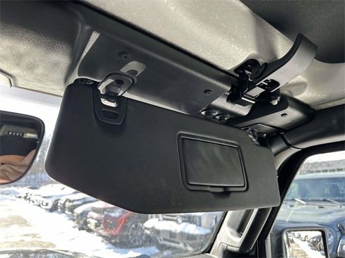 Certified 2021 Jeep Wrangler Unlimited Sahara image 37