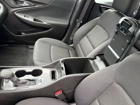 Certified 2025 Chevrolet Malibu LT image 22
