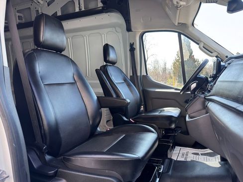 Used 2023 Ford Transit 250 148 High Roof Extended image 29