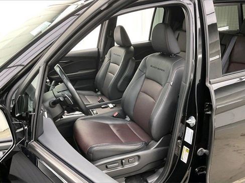 Certified 2023 Honda Ridgeline Black Edition image 8
