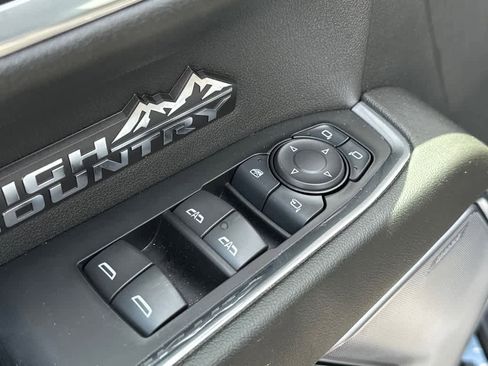 Used 2025 Chevrolet Silverado 1500 High Country w/ Midnight Edition image 17