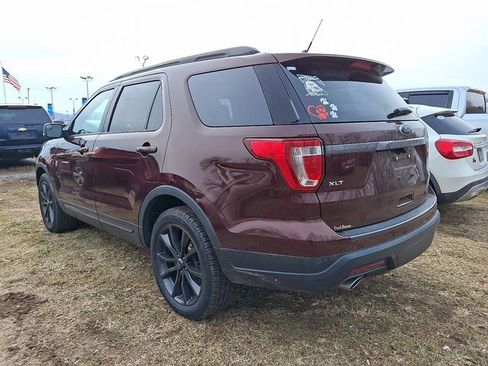 Certified 2018 Ford Explorer XLT w/ Equipment Group 202A image 6