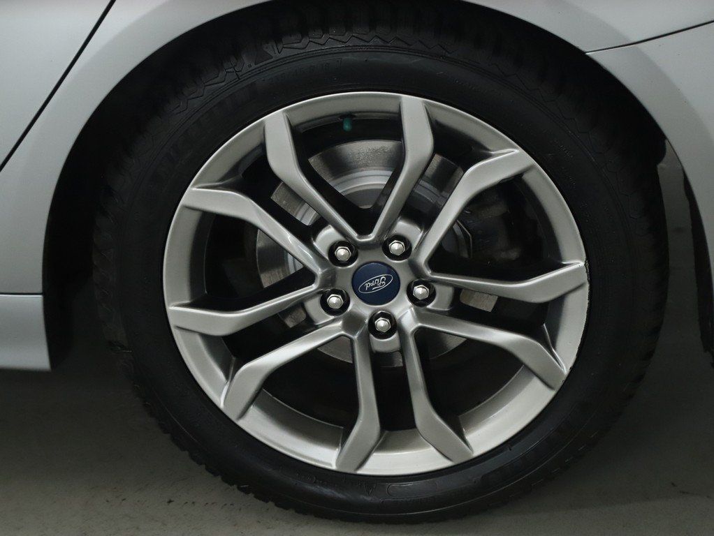 Used 2020 Ford Fusion Titanium FWD image 44