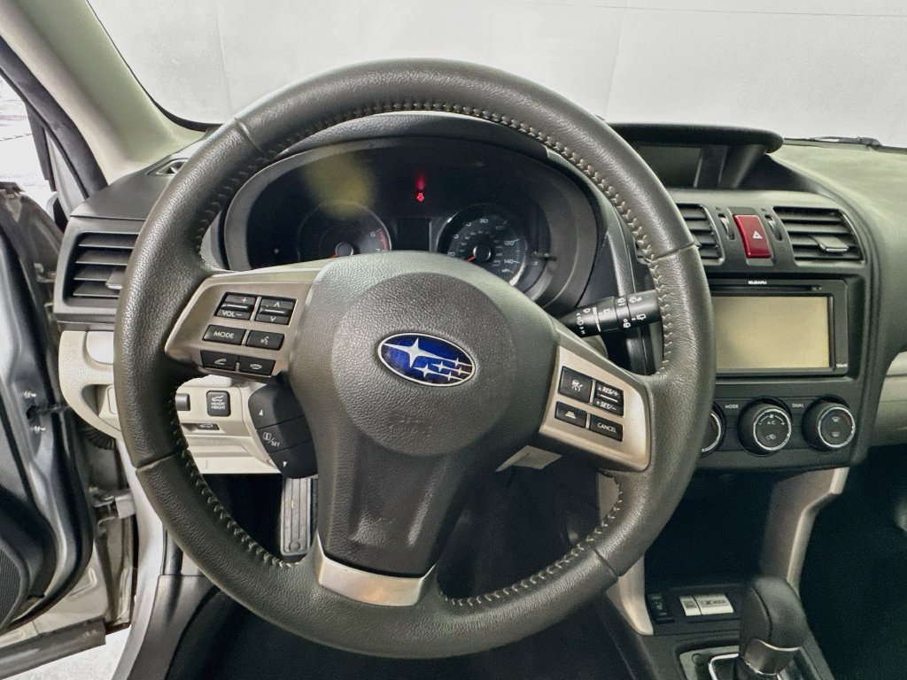 Used 2015 Subaru Forester 2.5i Touring w/ Eyesight & Navigation System AWD/4WD image 11