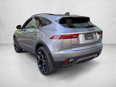 Certified 2022 Jaguar E-PACE SE image 7