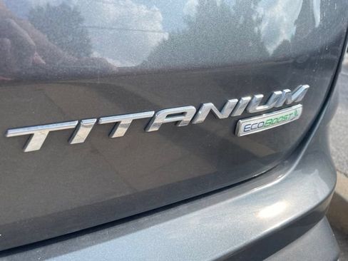 Used 2020 Ford Edge Titanium FWD image 10